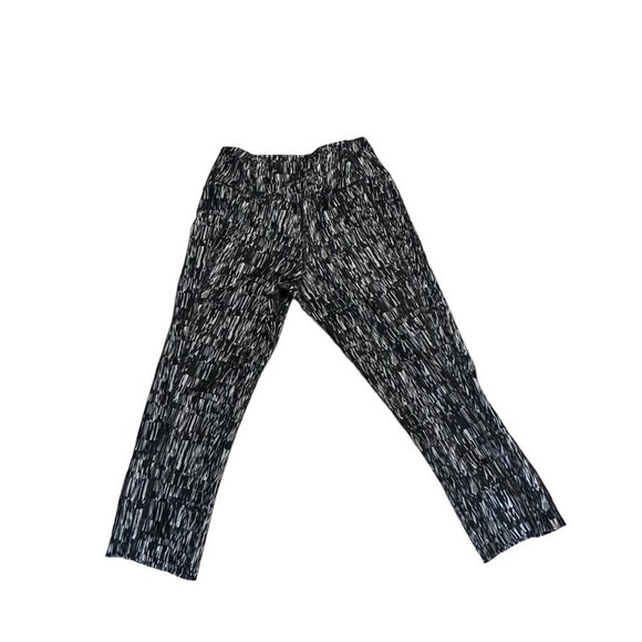 Nike Dry Fit Capri Workout Leggings - Picture 2 of 7